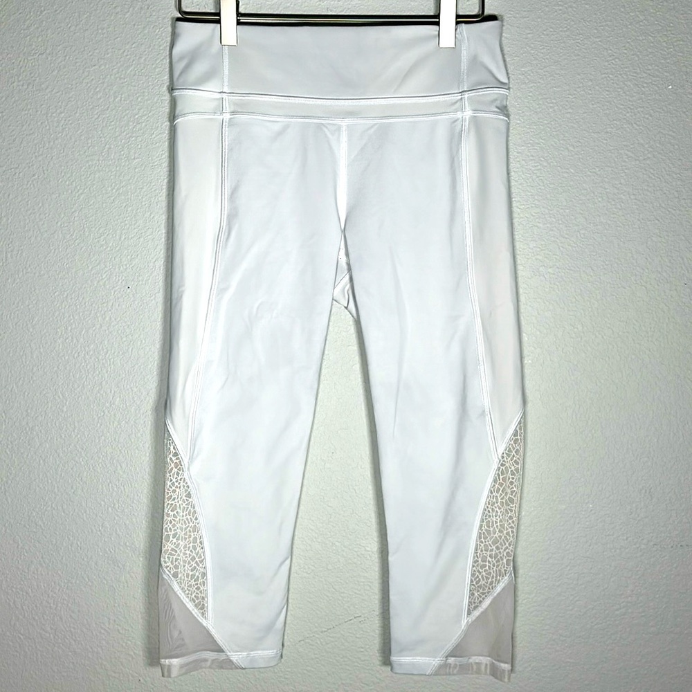 Lululemon Twist & Train Crop Leggings Size 8